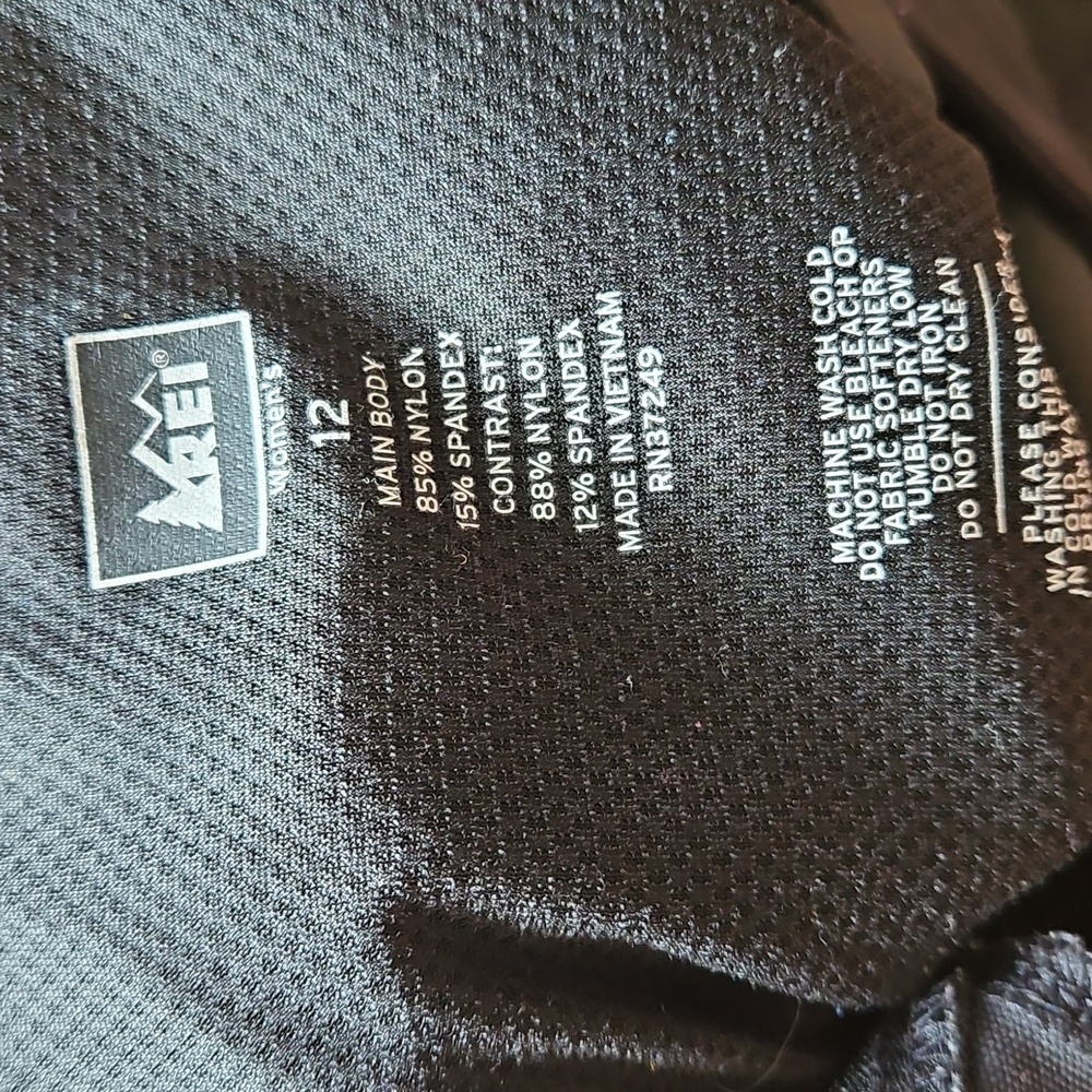 REI Size 12 Bermuda Shorts - Picture 3 of 5